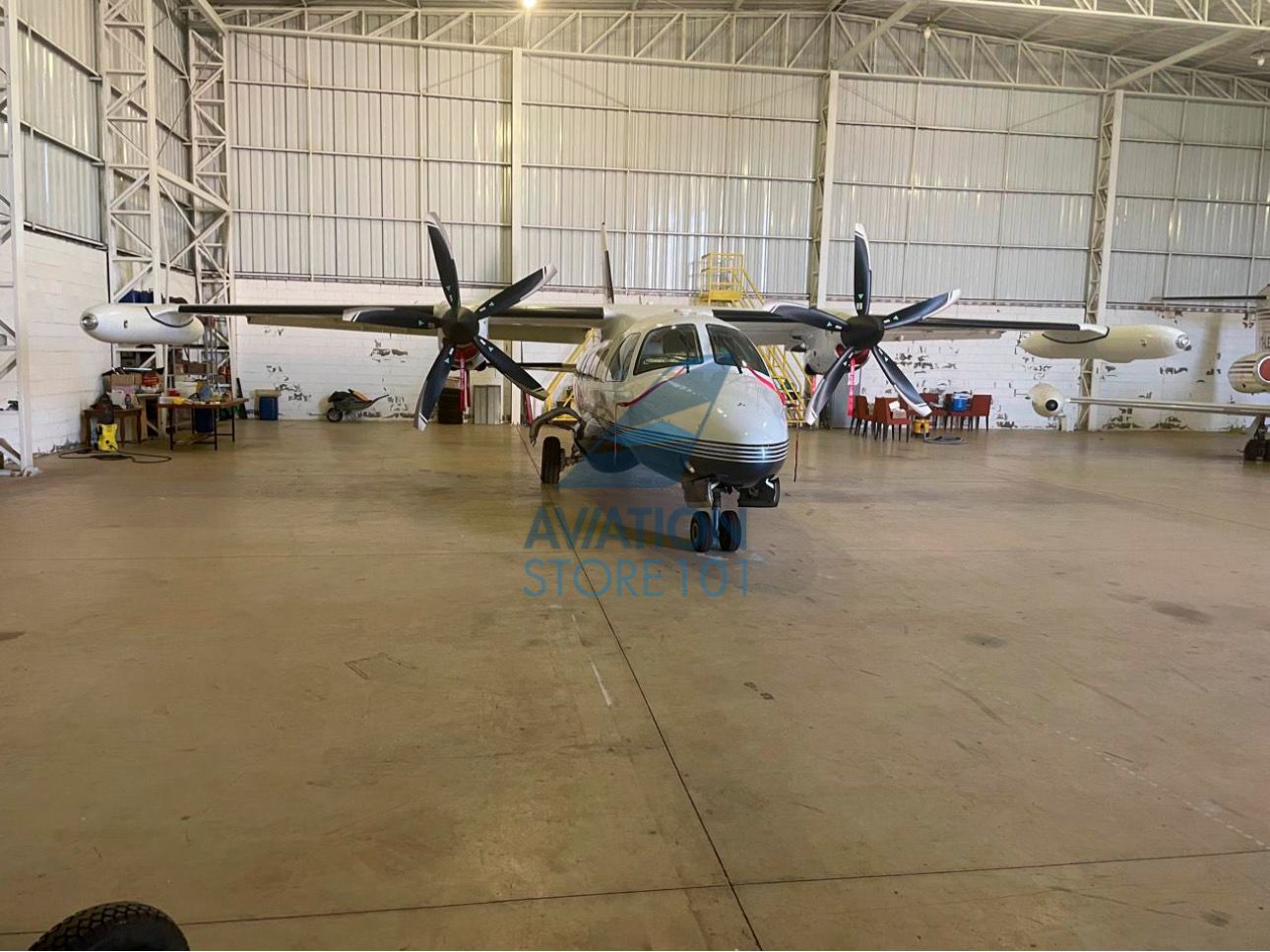 Avião Mitsubishi MU-2B-60 – Ano 1983 à Venda