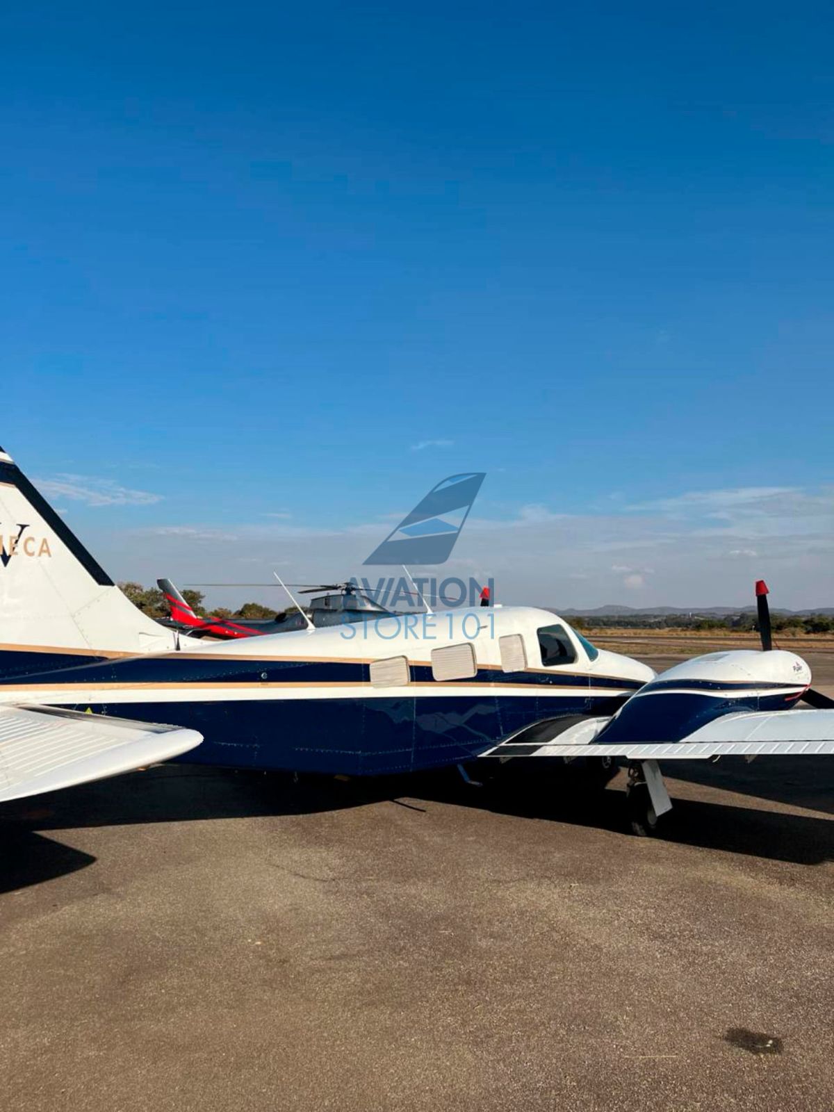 Avião Piper Seneca V PA-34-220T – Ano 1998 – 3.350 H.T.