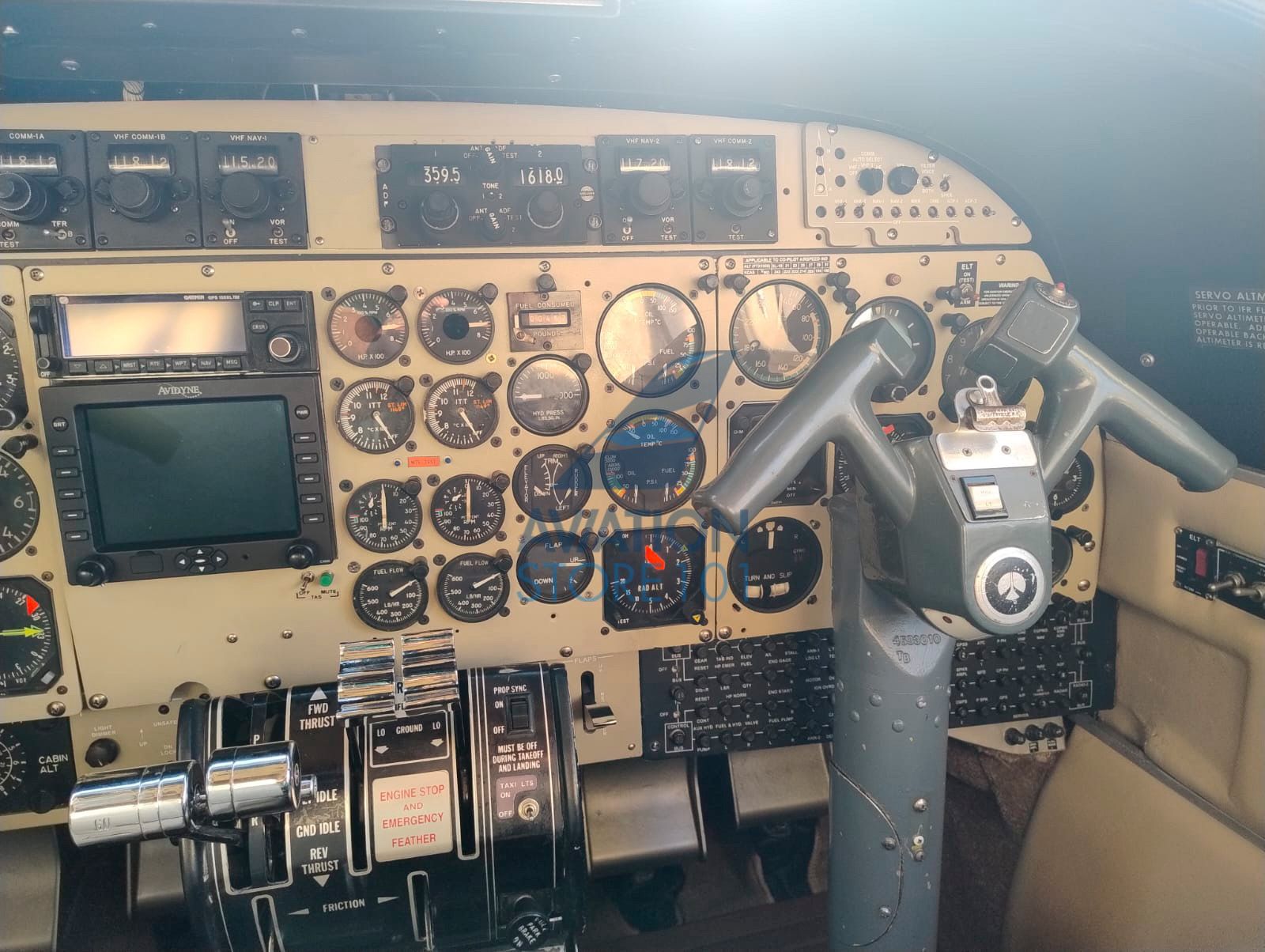 Avião Twin Commander 690B – Ano 1977 – à Venda
