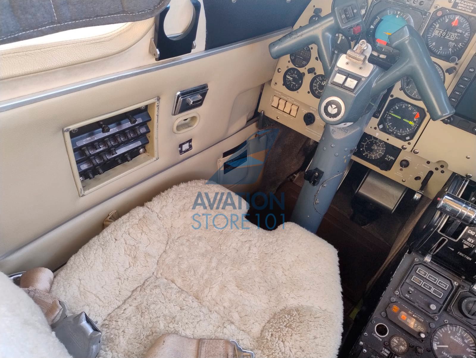 Avião Twin Commander 690B – Ano 1977 – à Venda