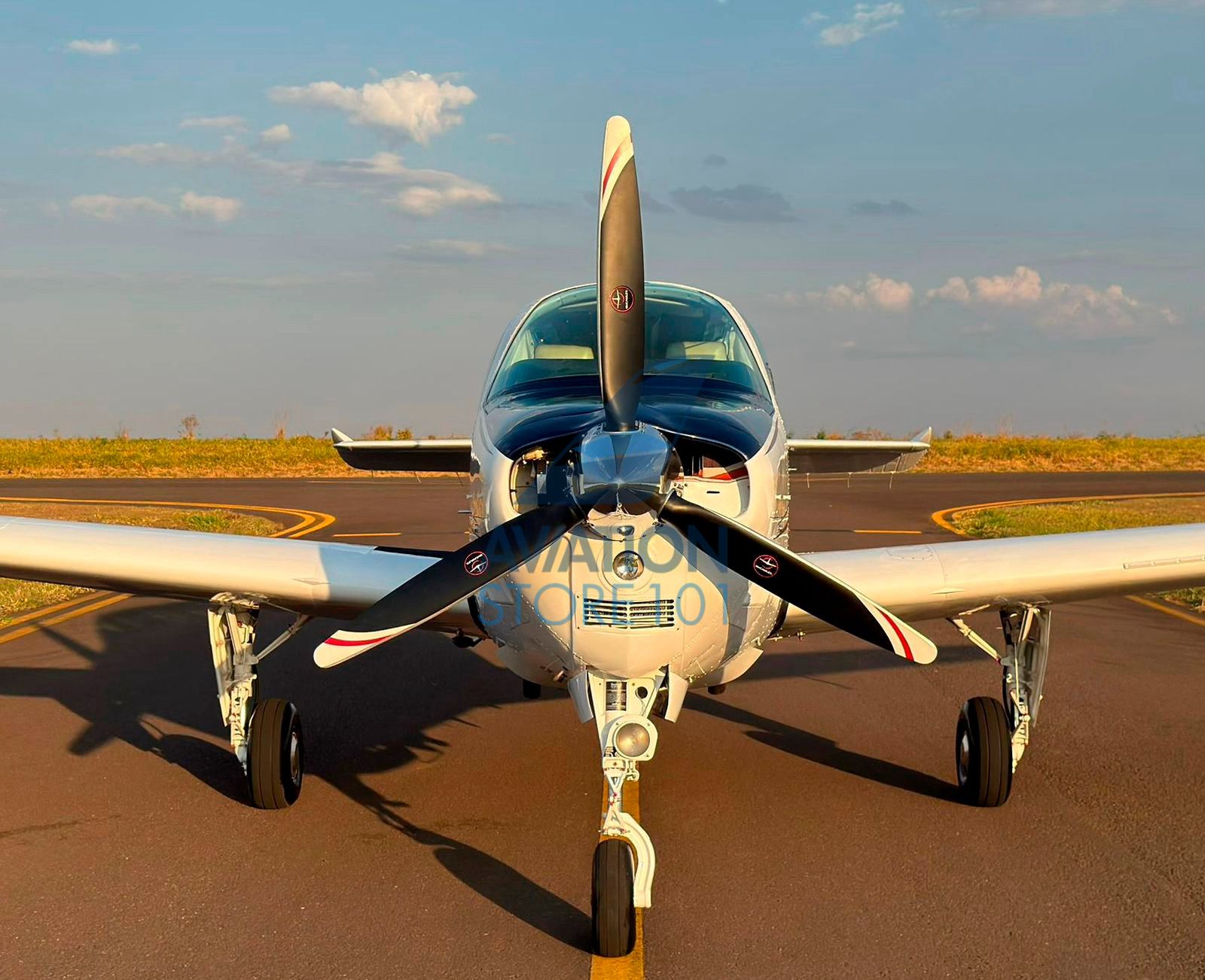 Beechcraft Bonanza A36 – Ano 1989 – 5.380 H.T.