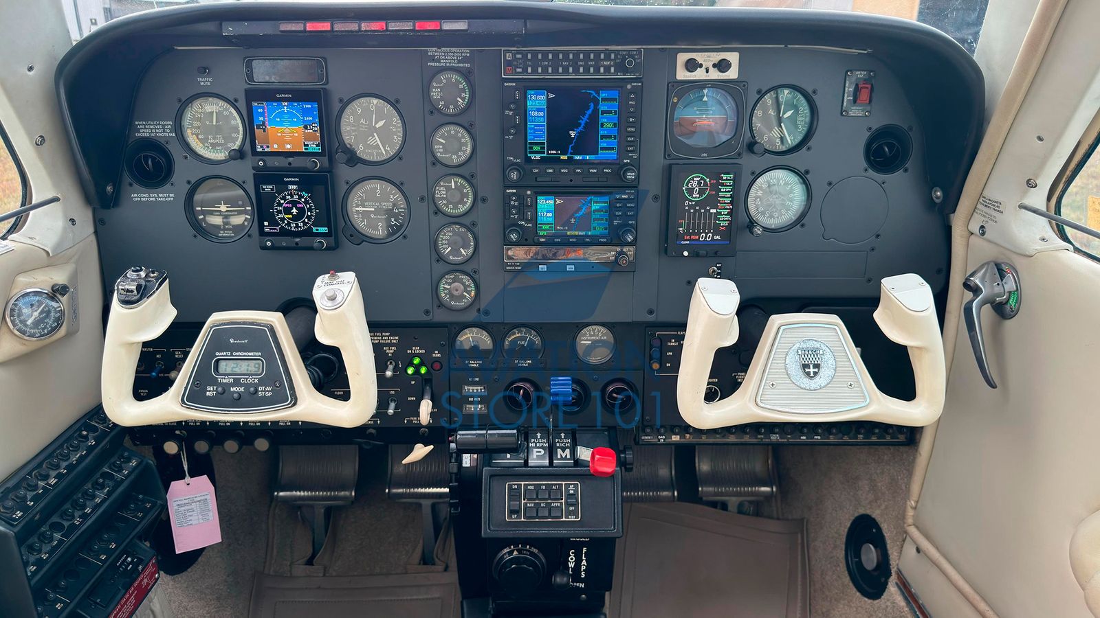 Beechcraft Bonanza A36 – Ano 1989 – 5.380 H.T.