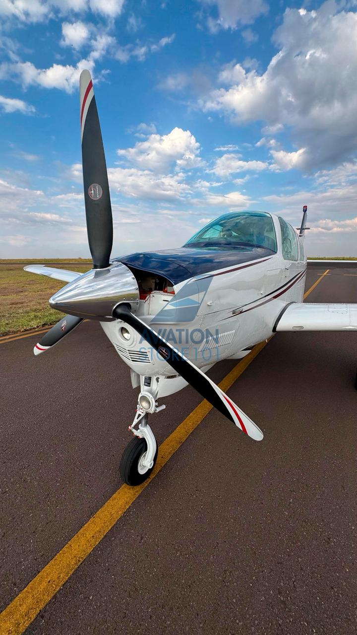 Beechcraft Bonanza A36 – Ano 1989 – 5.380 H.T.