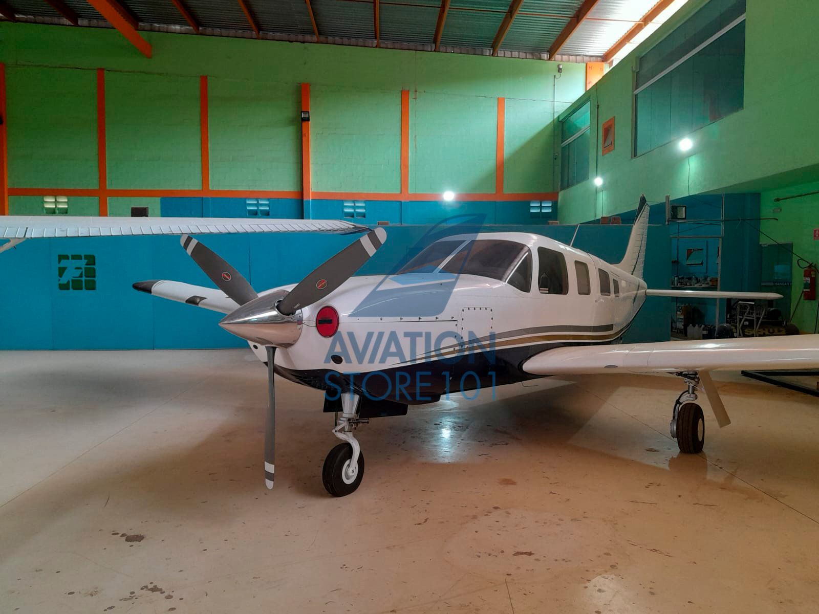 Piper Saratoga II TC PA-32R-301T – Ano 2005 à Venda