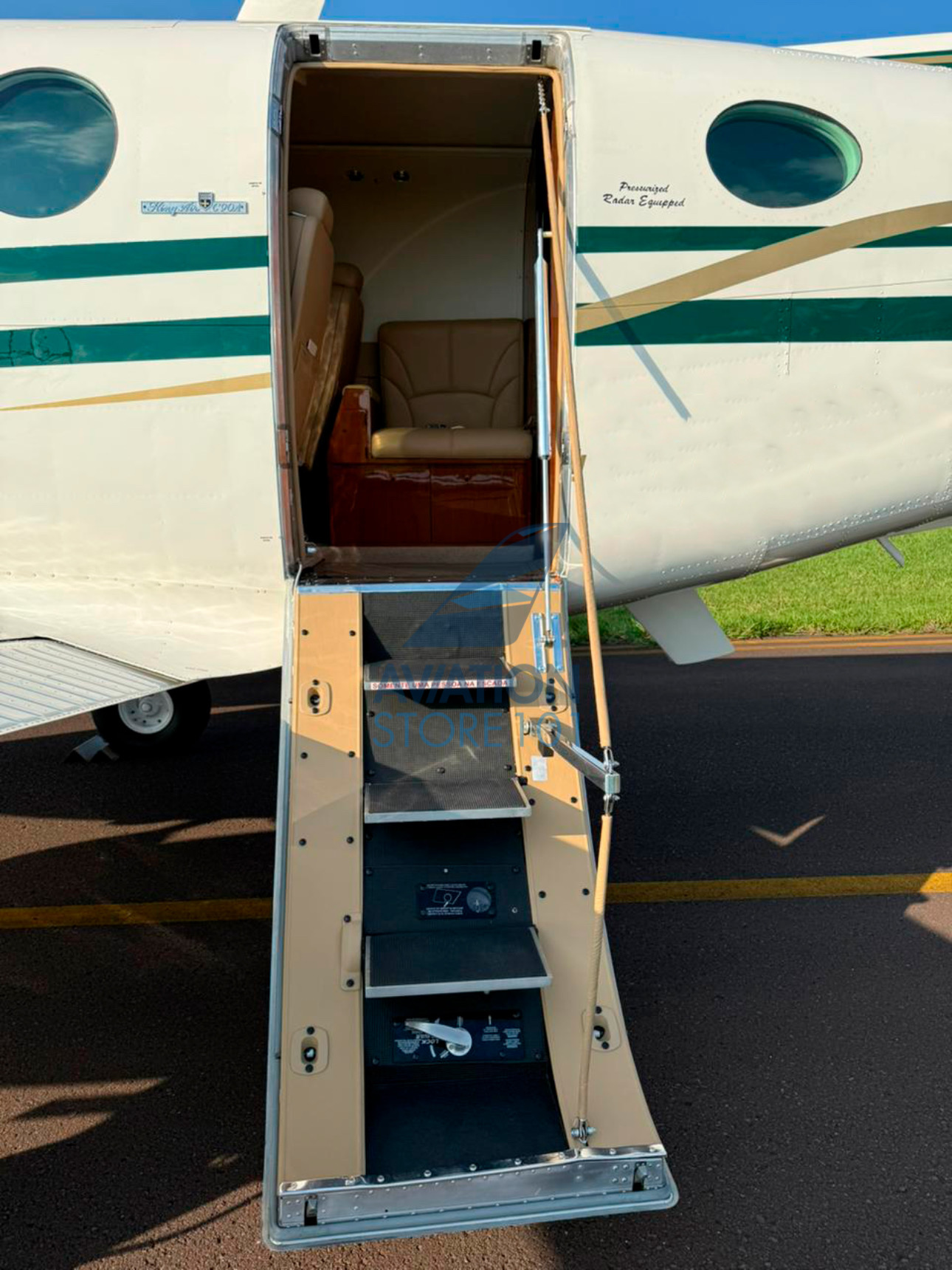 Beechcraft King Air C90 Blackhawk – Ano 1988 à Venda