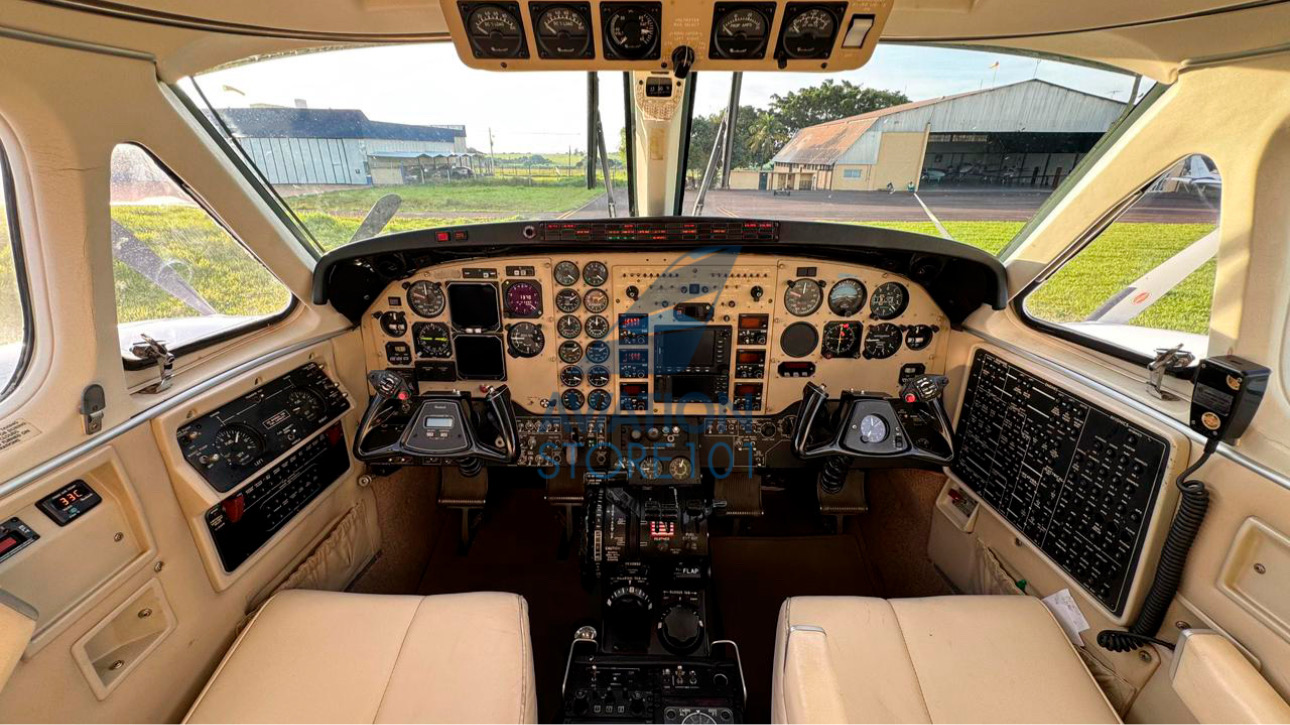 Beechcraft King Air C90B – Ano 2002 à Venda