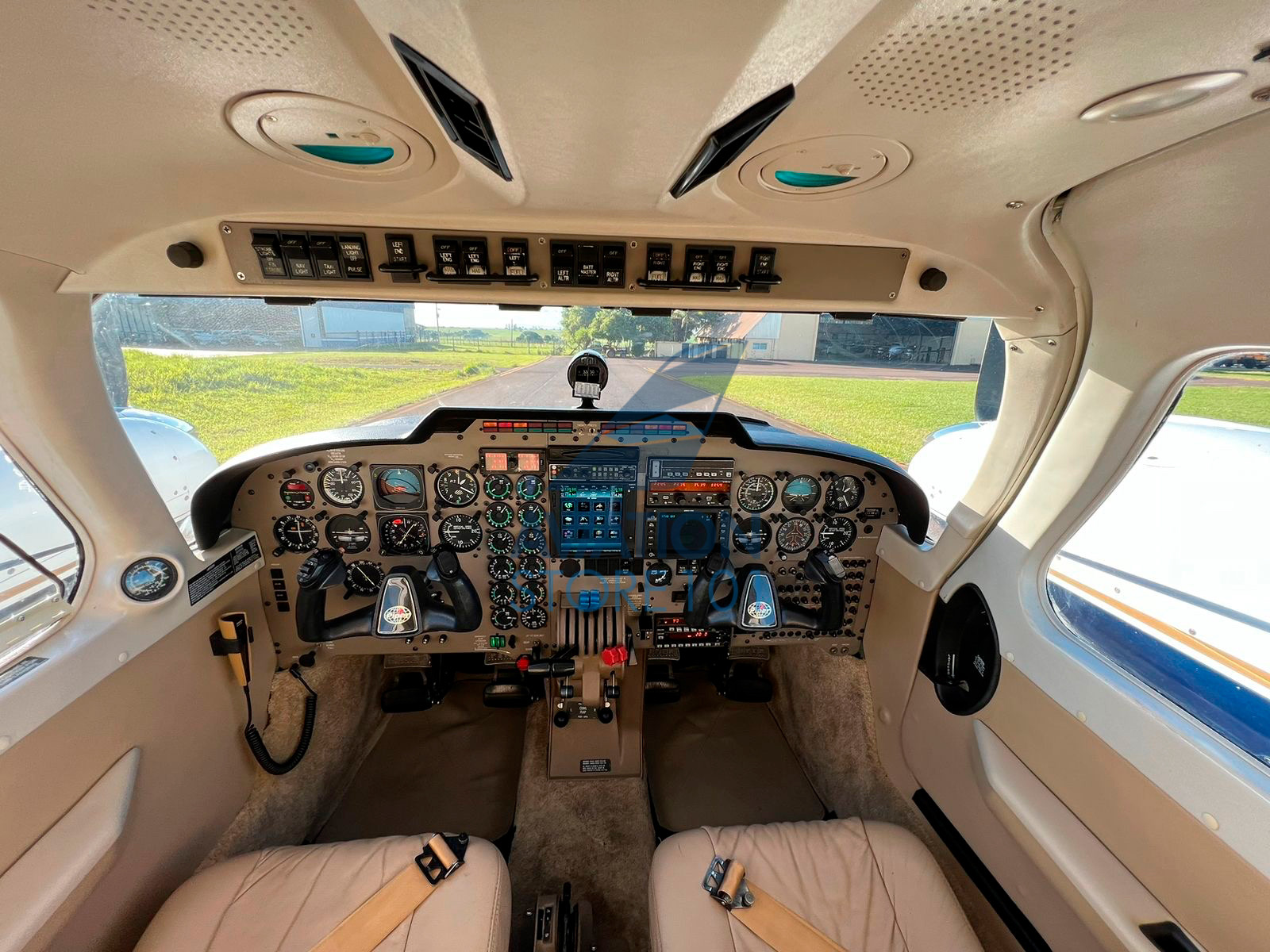 Avião Piper Seneca V PA-34-220T – Ano 1999 à Venda