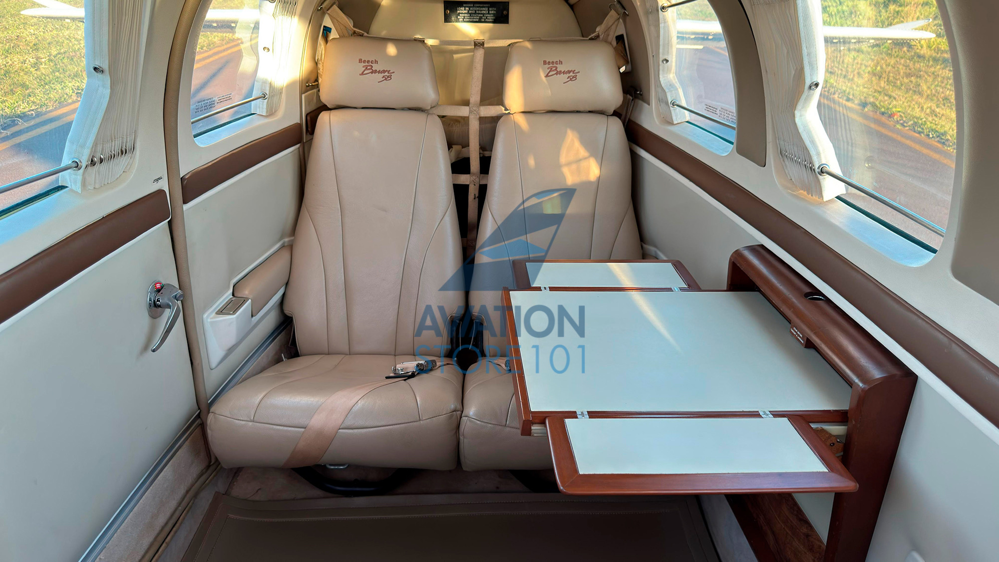 Avião Beechcraft Baron B58 – Ano 1984 – 2.600 H.T.