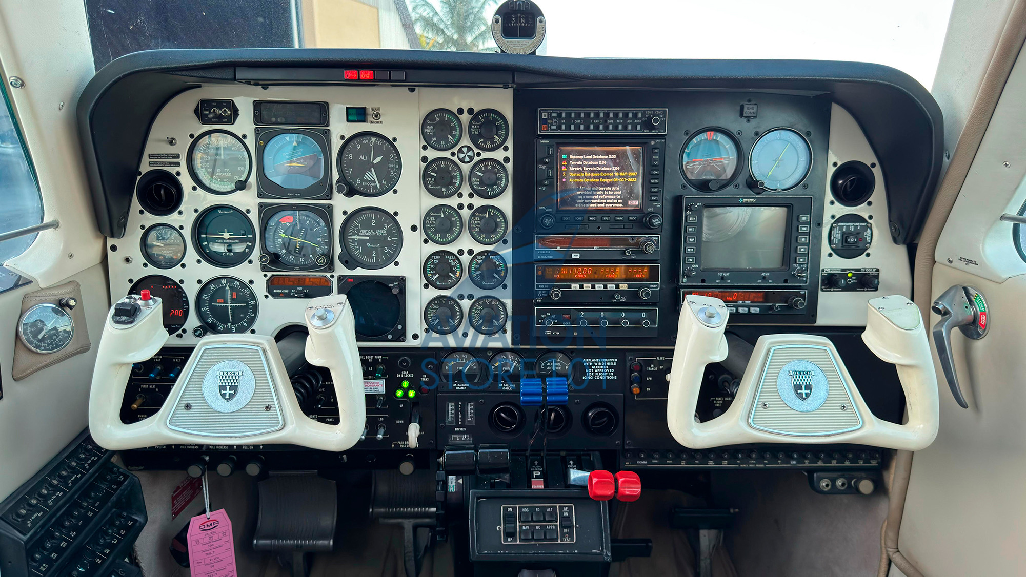 Avião Beechcraft Baron B58 – Ano 1984 – 2.600 H.T.