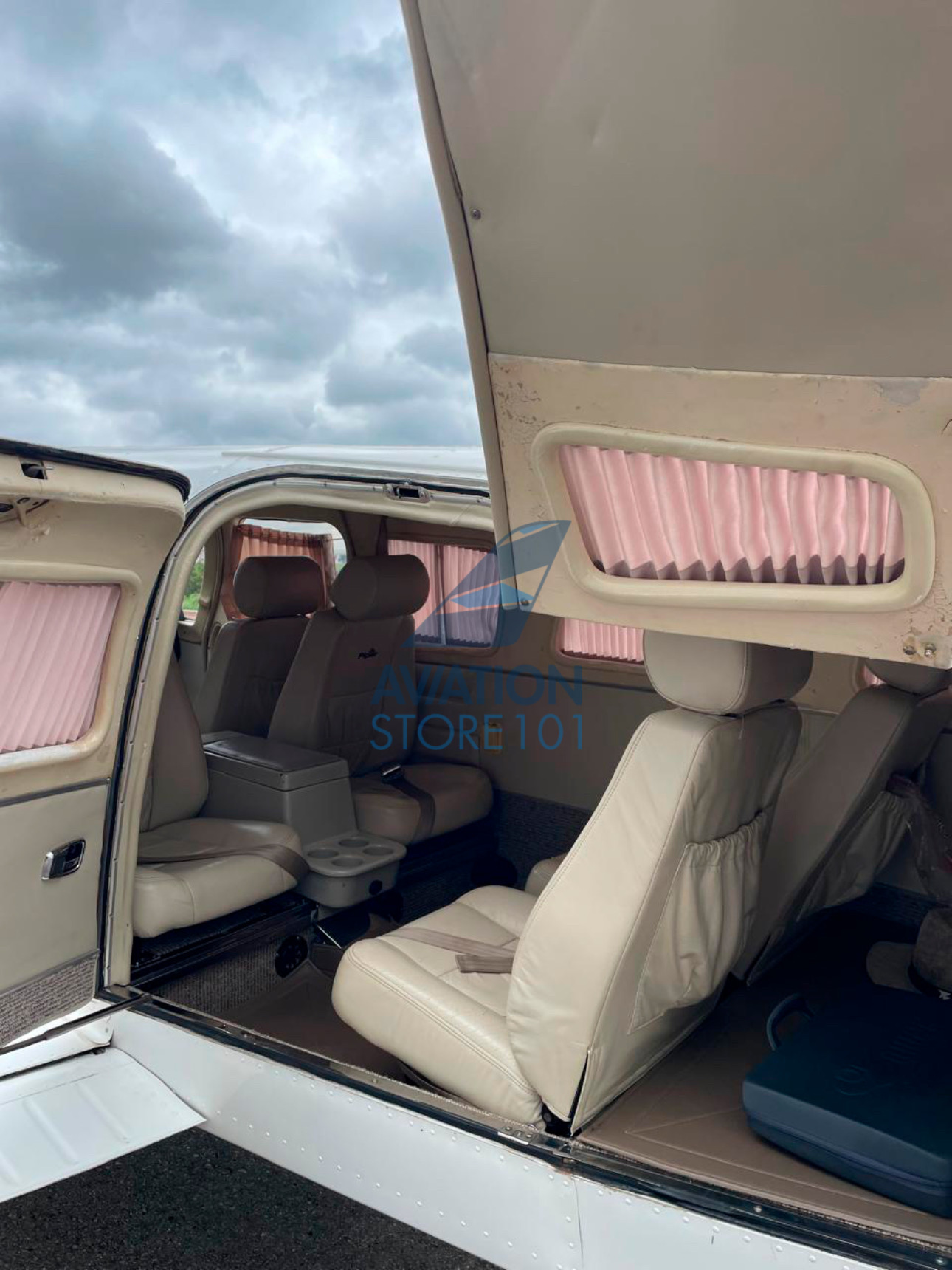 Piper Saratoga PA-32R-301 – Ano 1982 à Venda