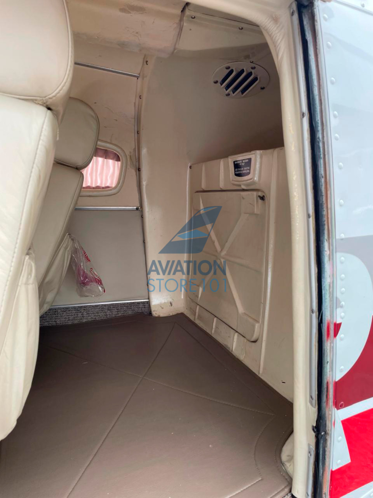 Piper Saratoga PA-32R-301 – Ano 1982 à Venda