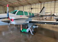 Avião Beechcraft Baron 58 – Ano 1998 – 3.300 H.T.