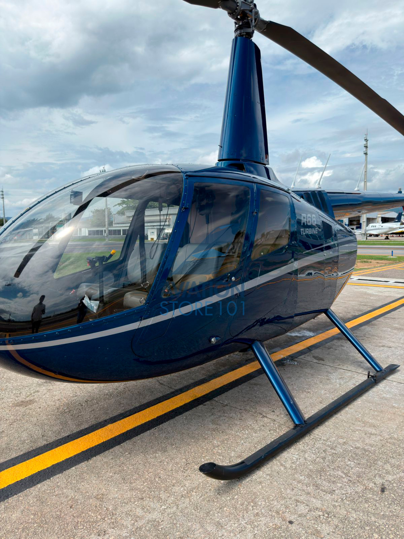 Helicóptero Robinson R66 Turbine – Ano 2012 – 1.600 H.T.