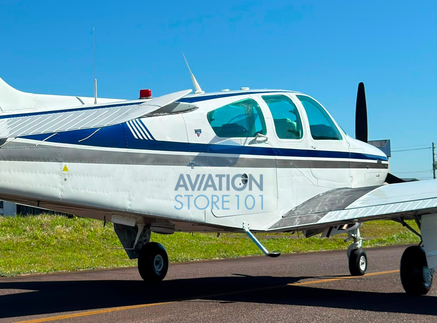 Beechcraft Bonanza F33A – Ano 1993 à Venda