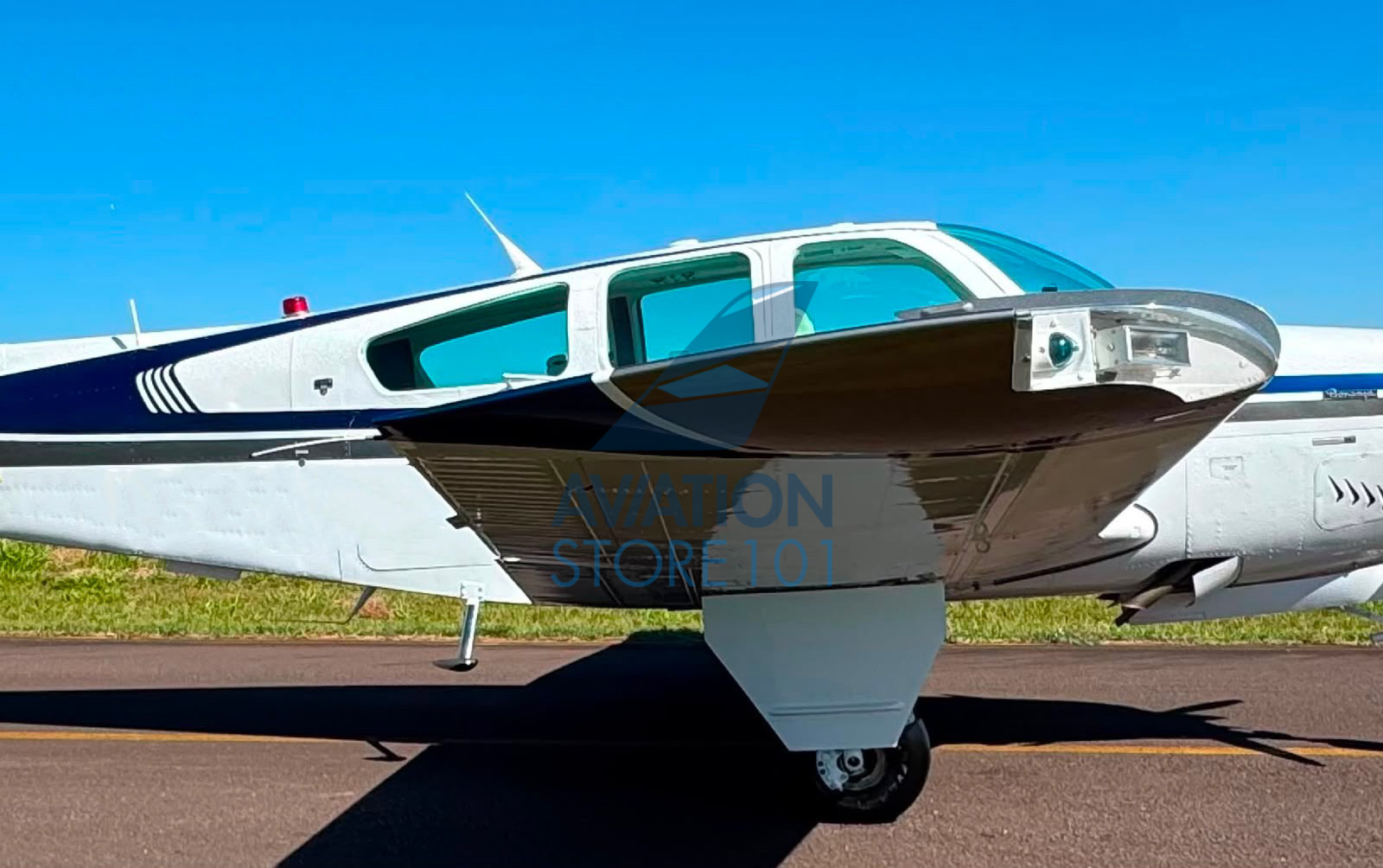 Beechcraft Bonanza F33A – Ano 1993 à Venda