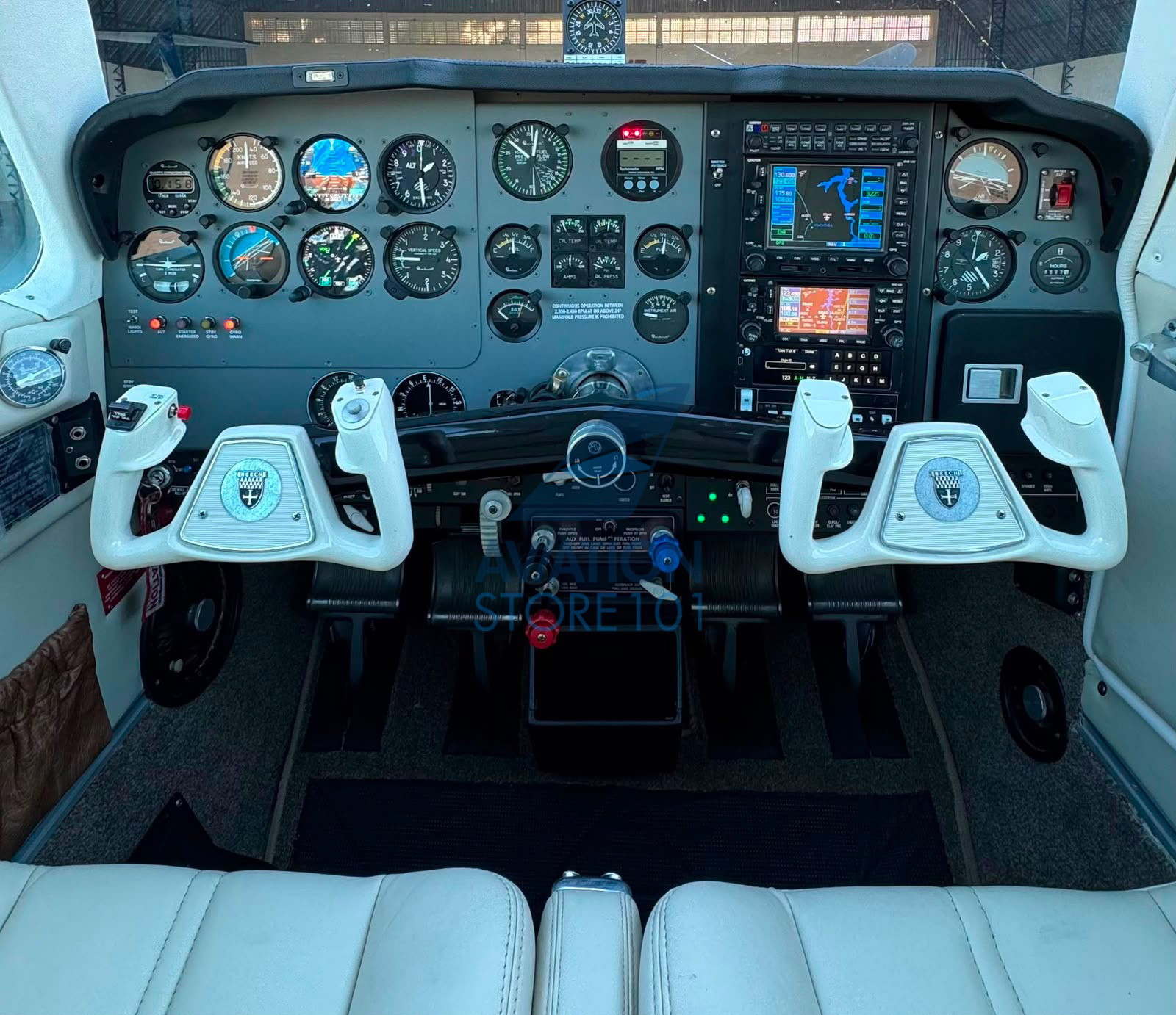 Beechcraft Bonanza F33A – Ano 1993 à Venda