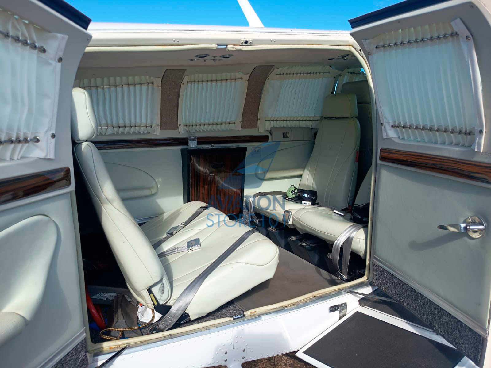 Beechcraft Bonanza A36 – Ano 1983