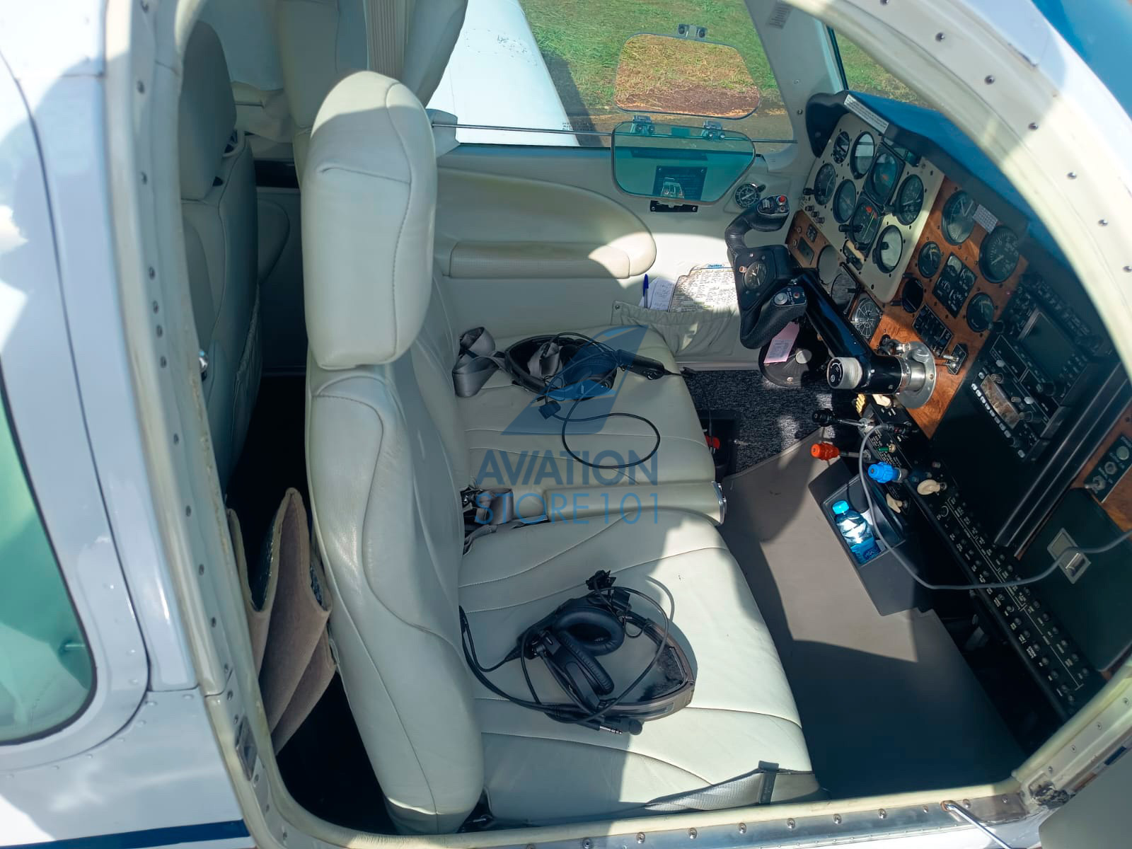 Beechcraft Bonanza A36 – Ano 1983