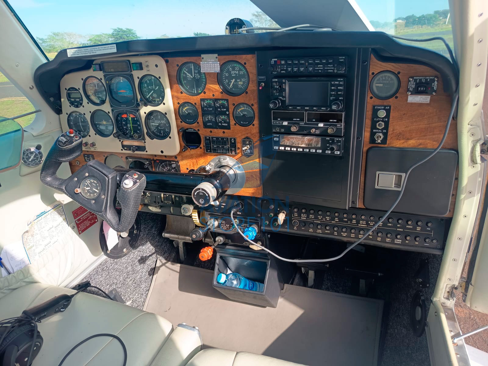 Beechcraft Bonanza A36 – Ano 1983
