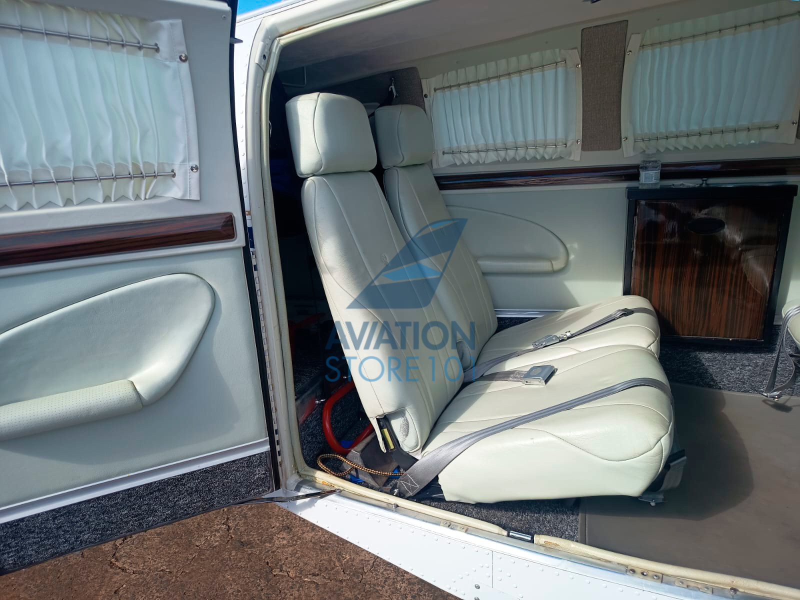 Beechcraft Bonanza A36 – Ano 1983